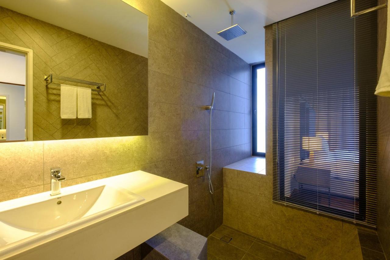 Tanjung Point Residences Tanjung Bungah  Exteriör bild