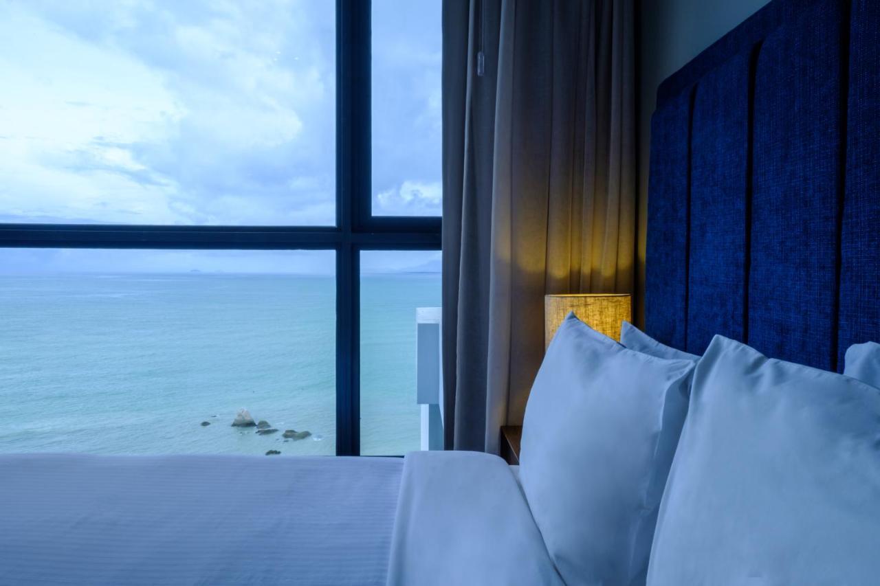 Tanjung Point Residences Tanjung Bungah  Exteriör bild